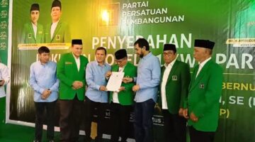 Bacagub Cawagub Mualem – Dek Fad Jemput SK di Kantor DPW PPP Aceh