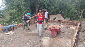 Pembangunan 5 unit RTLH di Kampung Gajah Program TMMD ke-130 Dikerjakan Secara Gotong-royong